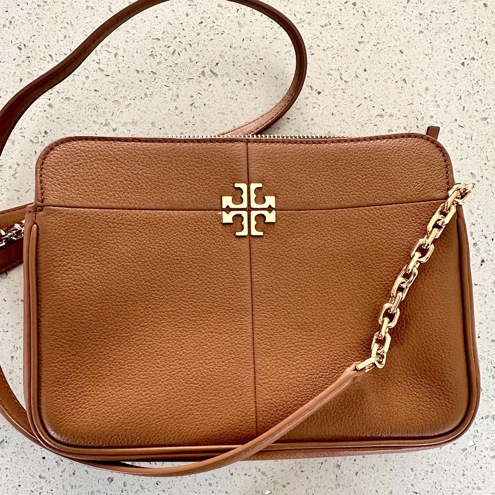 Tory Burch NEVER BEEN USED shoulder or crossbody handbag